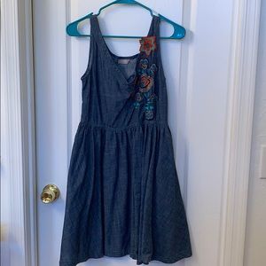 Eshakti Chambray dress w/ pockets!